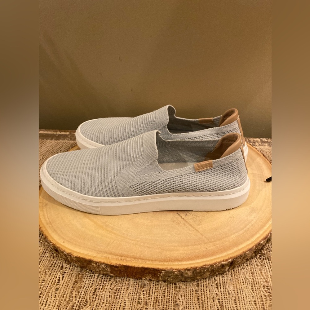 Ugg Alameda Sammy Slip On Sneaker Shoe Blue Gray 9.5 Womans -‎ Excellent - Picture 4 of 11